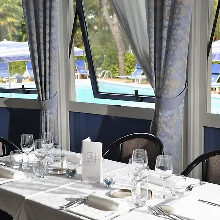 Hotel Medusa Splendid 4*